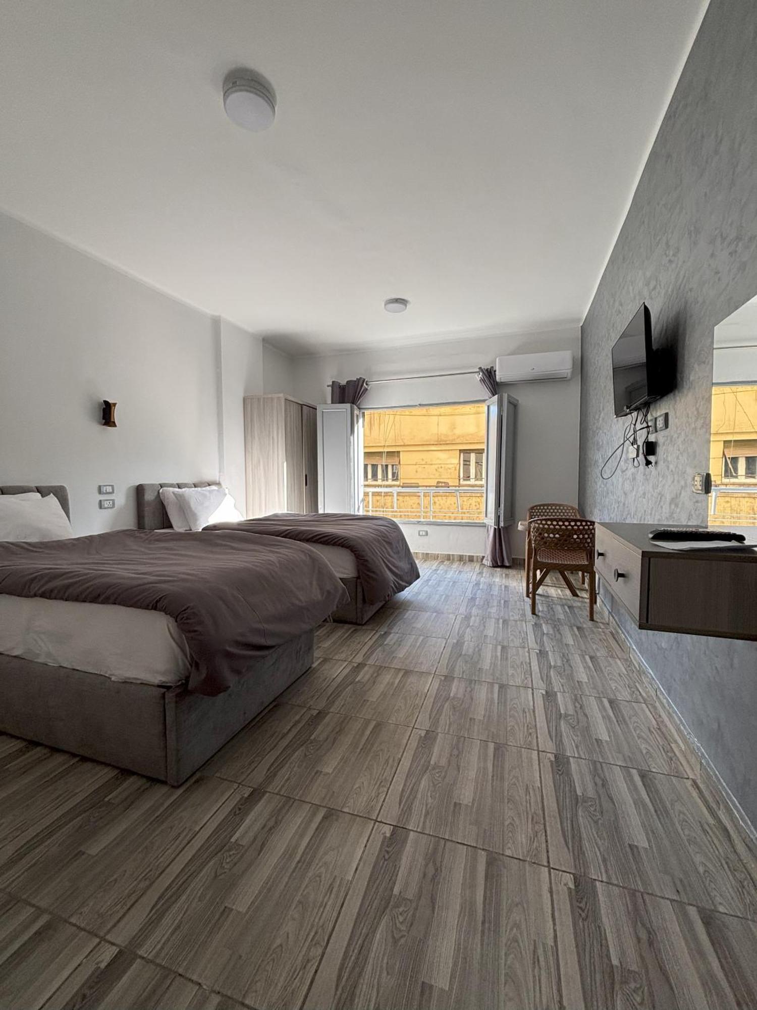 Park Plaza Hotel